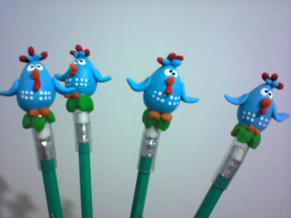 Ponteira de Lápis Galinha Pintadinha